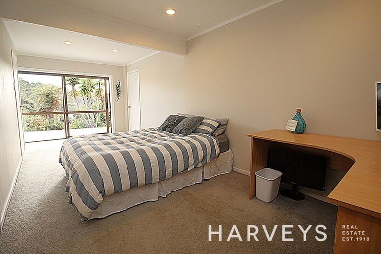 Photo of property in 91 Waitakere Road, Waitakere, Auckland, 0816