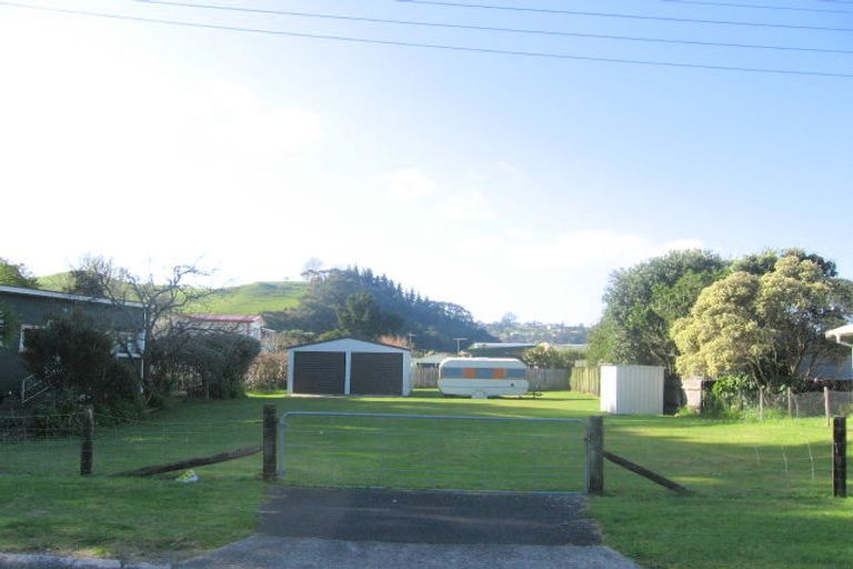 Photo of property in 1 Bongard Road, Whitianga, 3510