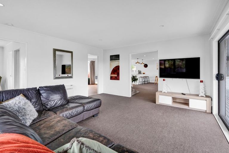 Photo of property in 13a Karamea Street, Whalers Gate, New Plymouth, 4310
