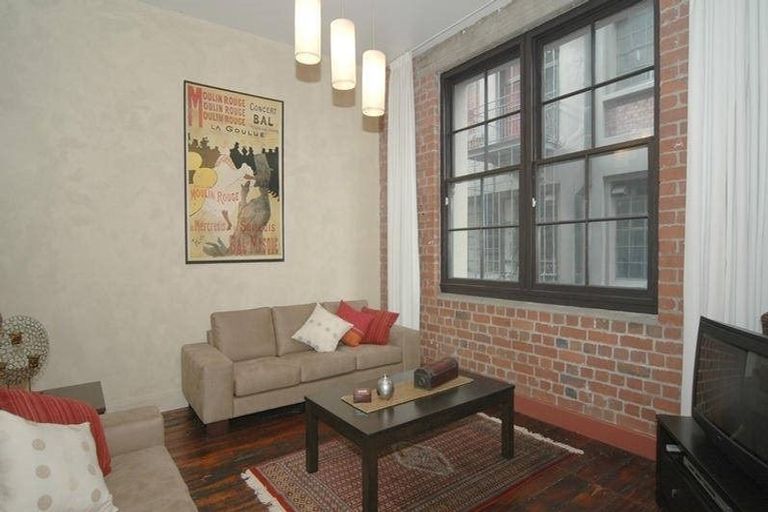 Photo of property in Hannahs Warehouse Apartments, 21/13 Leeds Street, Te Aro, Wellington, 6011