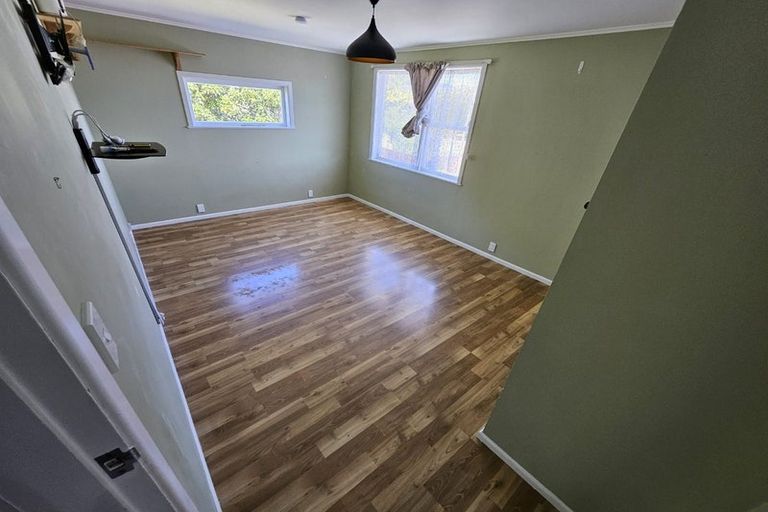 Photo of property in 88 Castor Crescent, Cannons Creek, Porirua, 5024