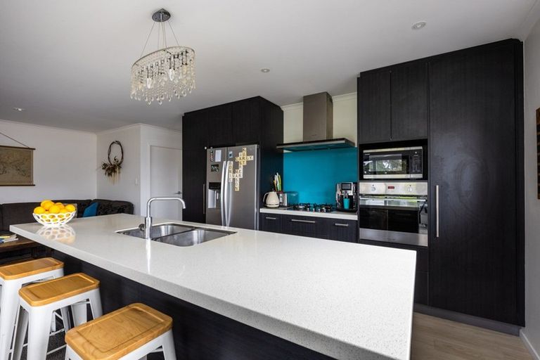 Photo of property in 503 Richmond Road, Lepperton, New Plymouth, 4373