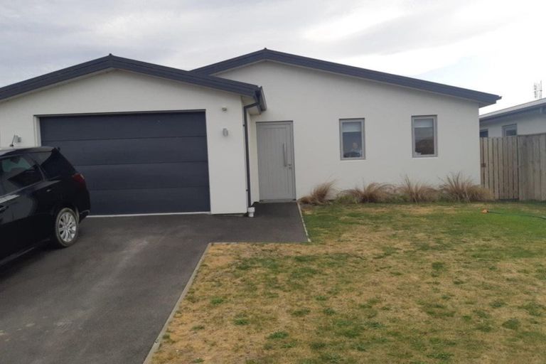 Photo of property in 11 Pakohe Street, Pegasus, 7612