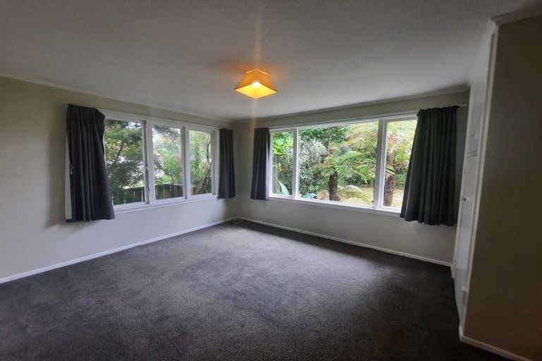 Photo of property in 2/14 Mona Vale, West Harbour, Auckland, 0618