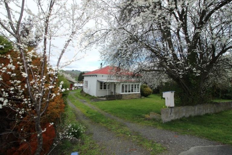 Photo of property in 3 Missel Street, Taihape, 4720