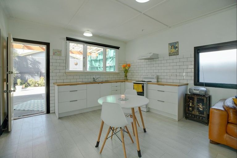 Photo of property in 112 Munroe Street, Napier South, Napier, 4110