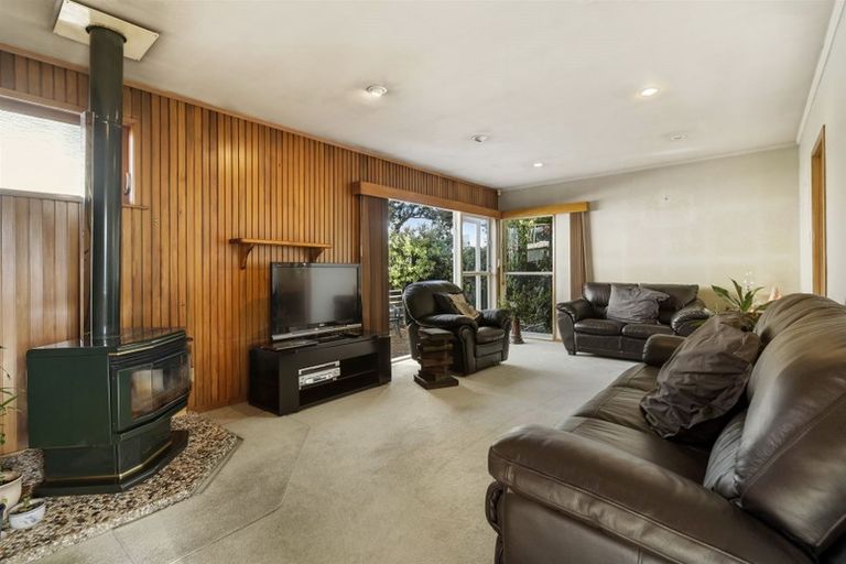Photo of property in 309 Beach Haven Road, Birkdale, Auckland, 0626