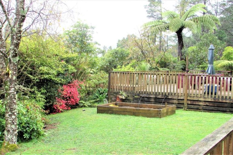 Photo of property in 130 Wyndham Road, Pinehaven, Upper Hutt, 5019