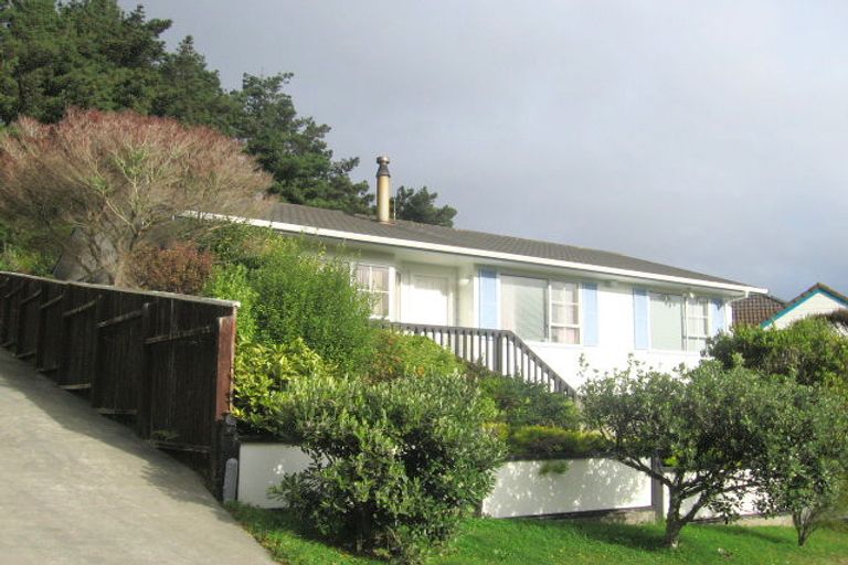 Photo of property in 148 Mark Avenue, Grenada Village, Wellington, 6037