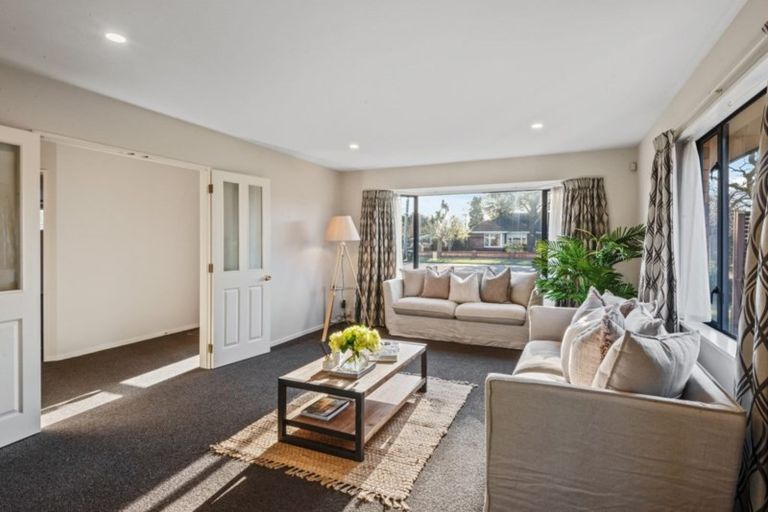 Photo of property in 97 Inwoods Road, Parklands, Christchurch, 8083