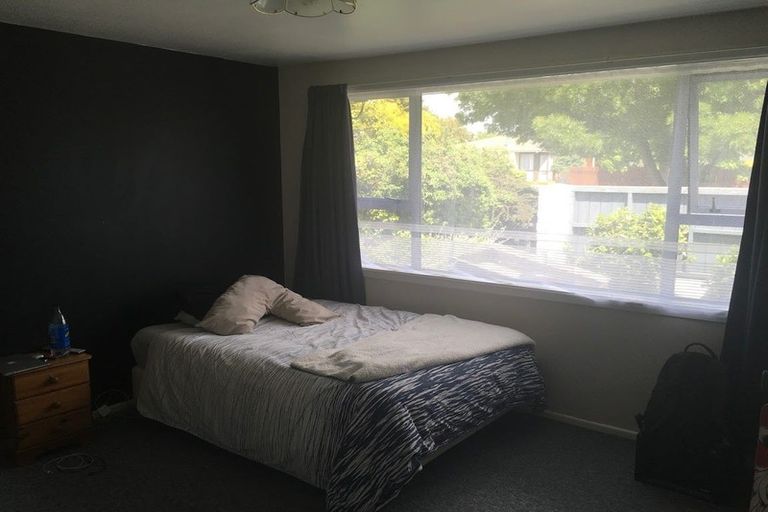 Photo of property in 2 Dunbarton Street, Redwood, Christchurch, 8051