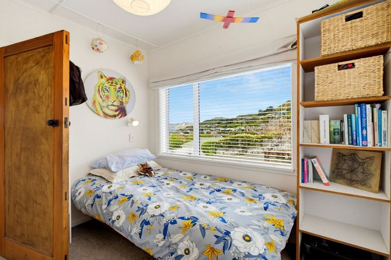 Photo of property in 10 Cornwall Road, Lyttelton, 8082
