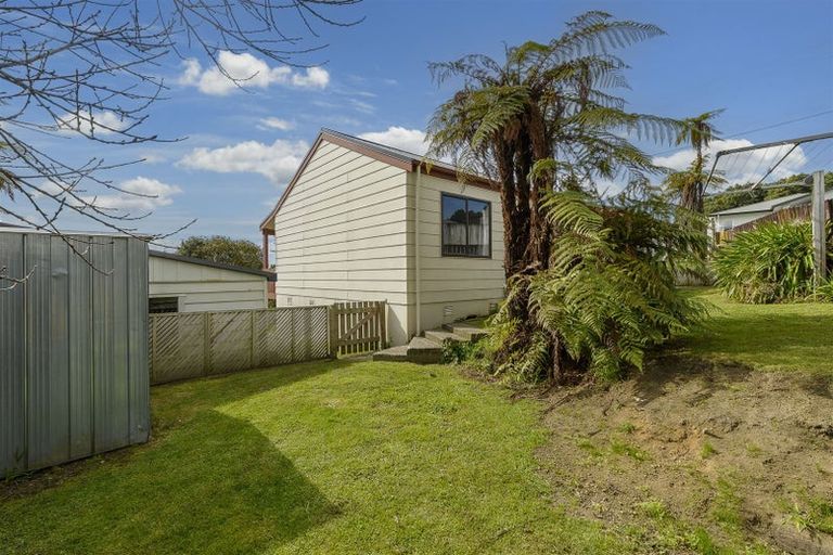 Photo of property in 175 Waitaha Road, Welcome Bay, Tauranga, 3112