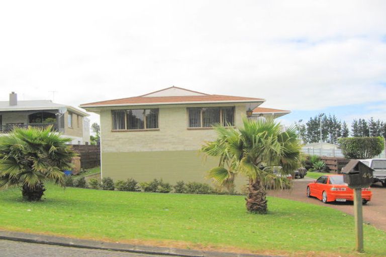 Photo of property in 42 Paparata Road, Bombay, 2675