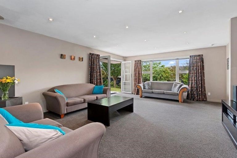 Photo of property in 37 Sledmere Street, Burnside, Christchurch, 8053