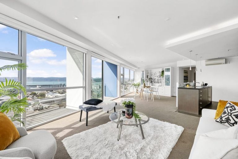 Photo of property in Summit Apartments, 24/184 Molesworth Street, Thorndon, Wellington, 6011