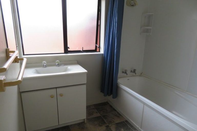 Photo of property in 1/14 Glenlea Place, Flat Bush, Auckland, 2019