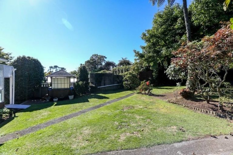 Photo of property in 21 Curtis Street, Okato, 4335