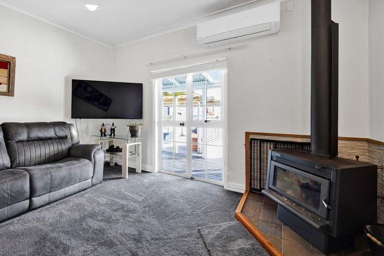 Photo of property in 1288 Normanby Road, Manaia, Hawera, 4678