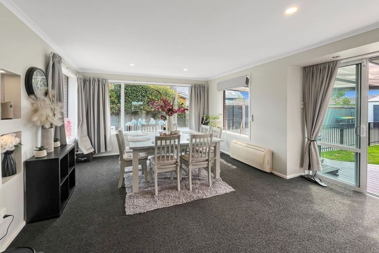 Photo of property in 21 Shearer Avenue, Papanui, Christchurch, 8052