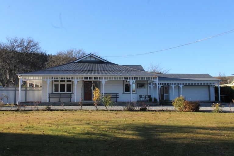 Photo of property in 74 Sunderland Street, Clyde, 9330