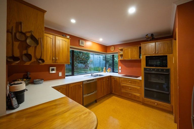Photo of property in 1 Caccia Birch Lane, Hokowhitu, Palmerston North, 4410