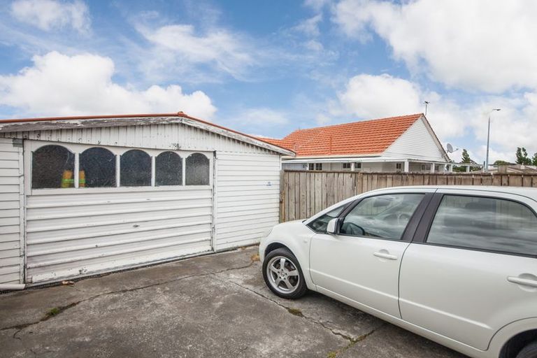 Photo of property in 1006 Tremaine Avenue, Roslyn, Palmerston North, 4414