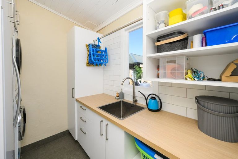 Photo of property in 90 Limbrick Street, Terrace End, Palmerston North, 4410