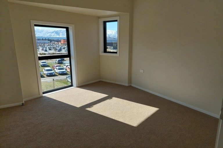 Photo of property in 4 Cable Lane, Halswell, Christchurch, 8025