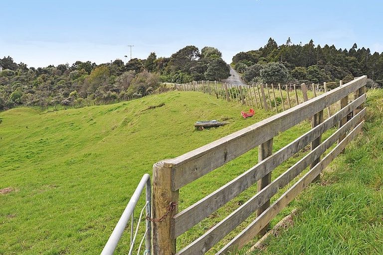 Photo of property in 55 M Greenwood Road, Leigh, 0972