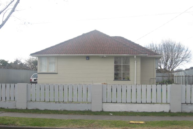 Photo of property in 22 Lister Crescent, Maraenui, Napier, 4110