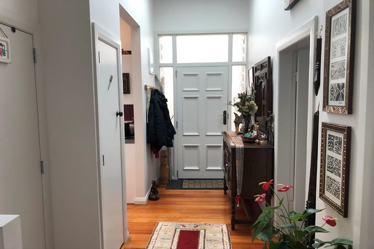 Photo of property in 28 Hiropi Street, Newtown, Wellington, 6021