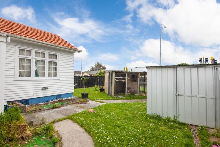 Photo of property in 1006 Tremaine Avenue, Roslyn, Palmerston North, 4414