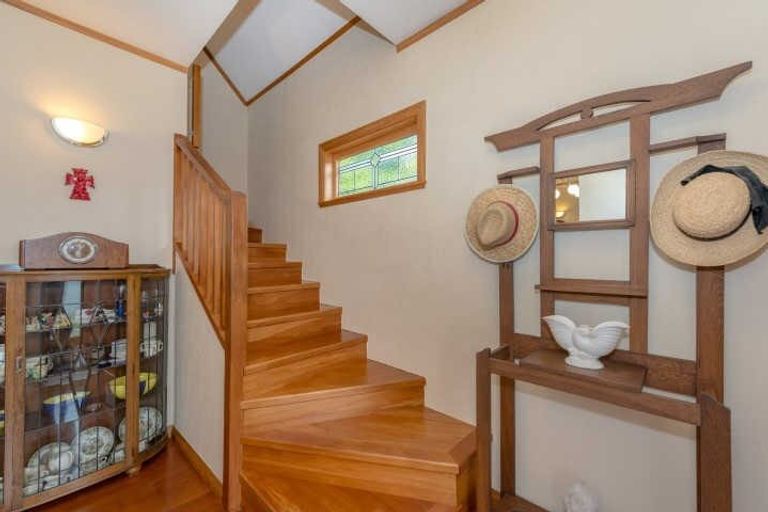 Photo of property in 1 Jellicoe Drive, Hamilton East, Hamilton, 3216