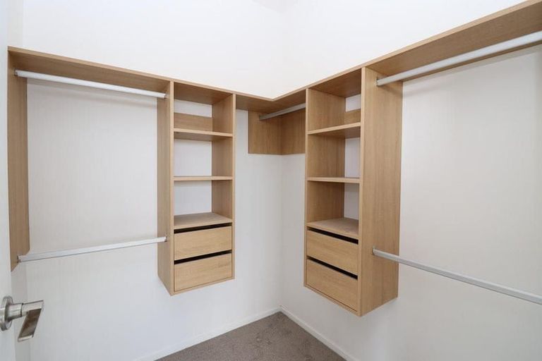 Photo of property in 6 Woven Place, Karaka, Papakura, 2113