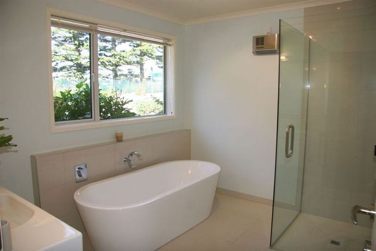 Photo of property in 224 Spur Road, Hadlow, Timaru, 7975