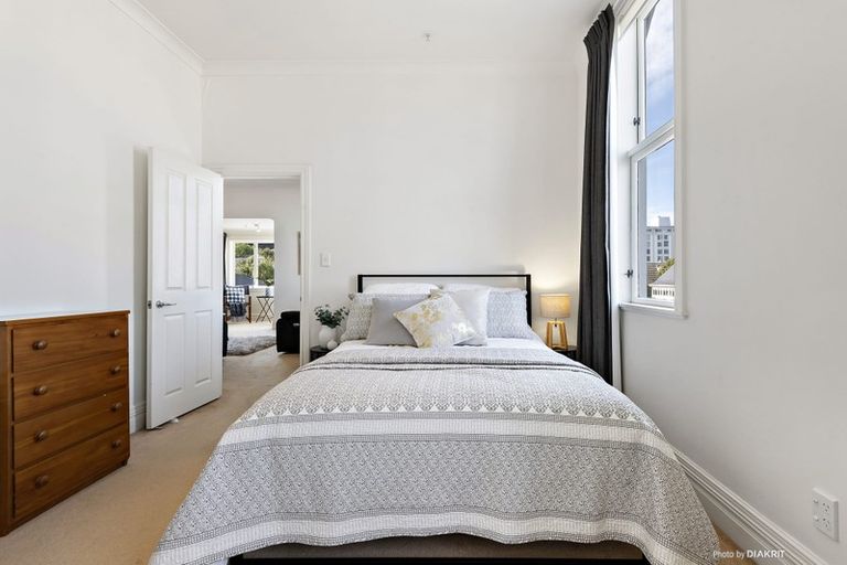 Photo of property in The Villas, 10/33 Hobson Street, Thorndon, Wellington, 6011