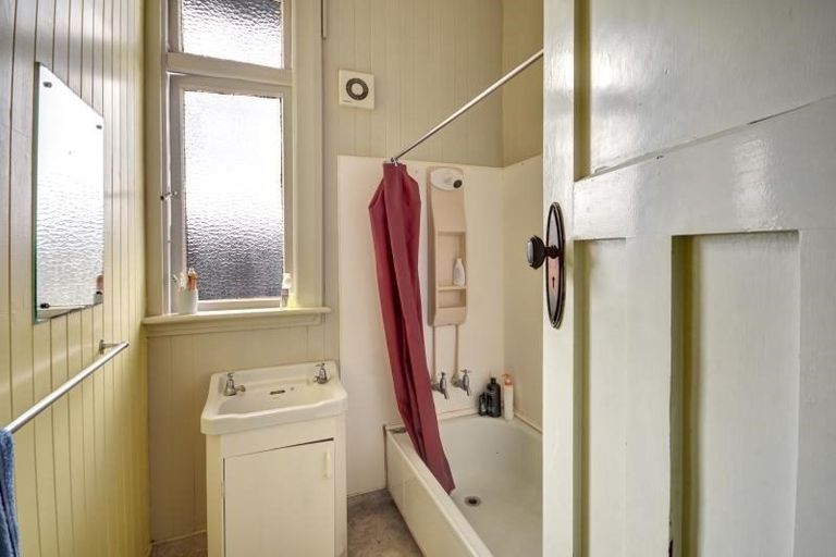 Photo of property in 17 James Street, North East Valley, Dunedin, 9010