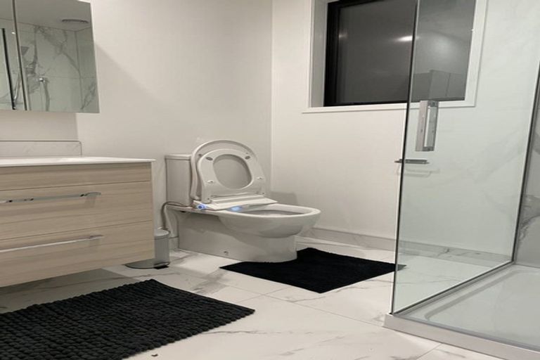 Photo of property in 12/241 Lincoln Road, Addington, Christchurch, 8024