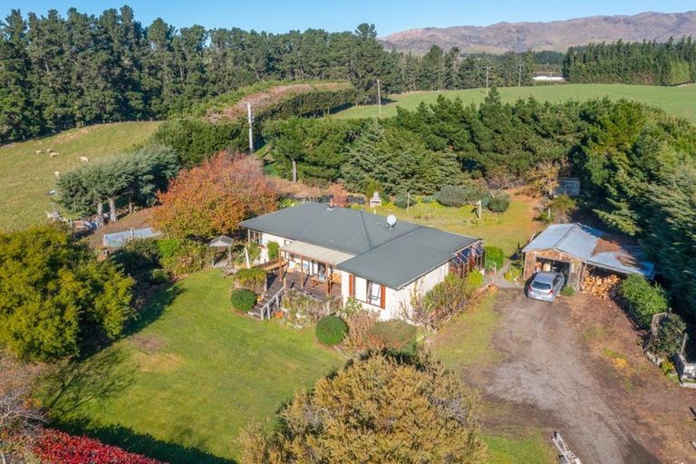 Photo of property in 276 Pyramid Valley Road, Pyramid Valley, Waikari, 7491