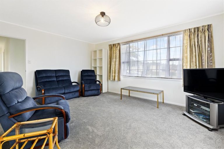 Photo of property in 63 Luanda Drive, Ranui, Auckland, 0612