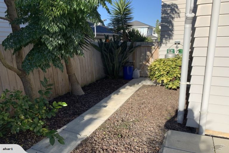 Photo of property in 20 Buccaneer Court, Gulf Harbour, Whangaparaoa, 0930