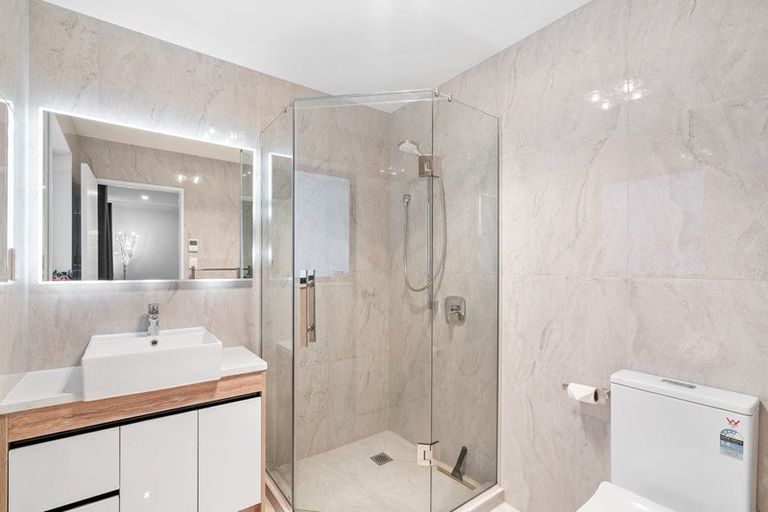 Photo of property in 25 Lime Hill Rise, Flat Bush, Auckland, 2019