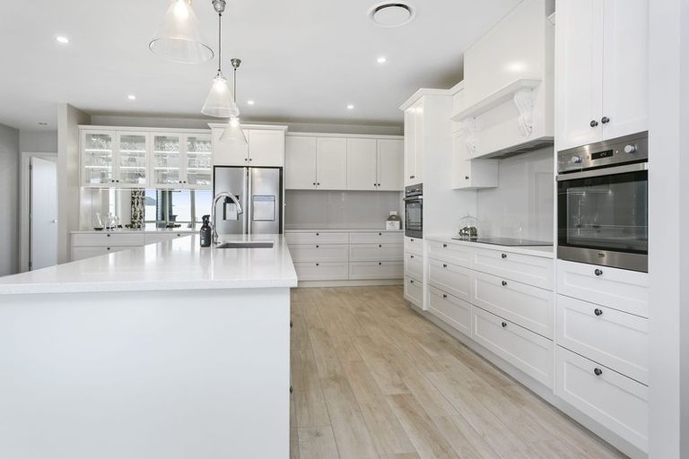 Photo of property in 129 Saint Kilda Road, Cambridge, 3434