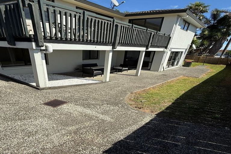 Photo of property in 21 Frederick Reece Drive, The Gardens, Auckland, 2105