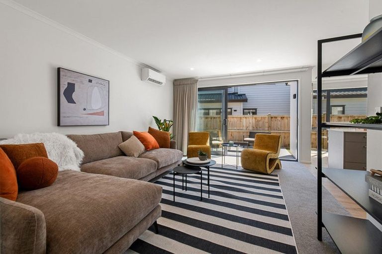 Photo of property in 15 Kaitiaki Drive, Clarks Beach, 2122