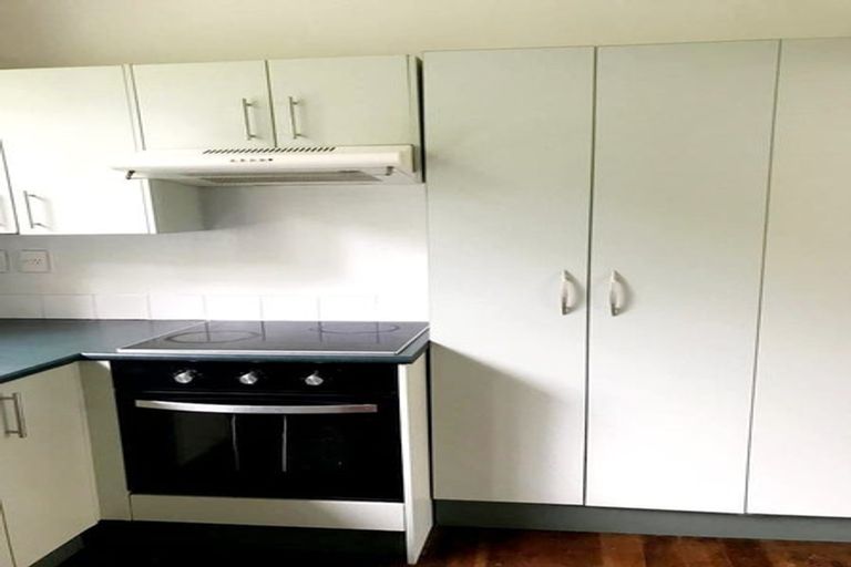 Photo of property in 233 Portage Road, Green Bay, Auckland, 0604