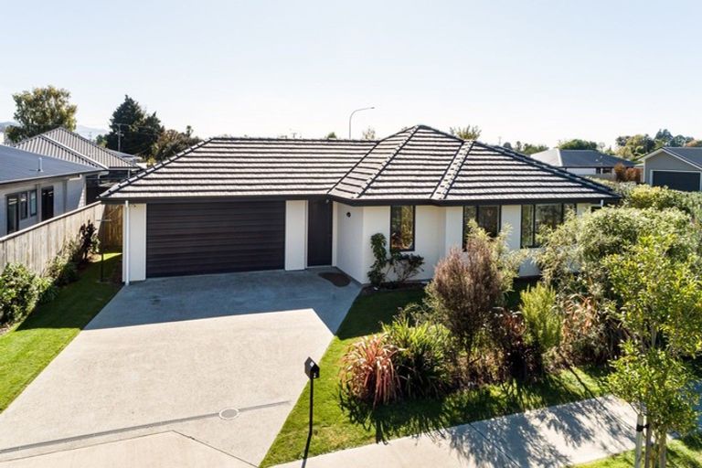 Photo of property in 2 Paretona Street, Motueka, 7120