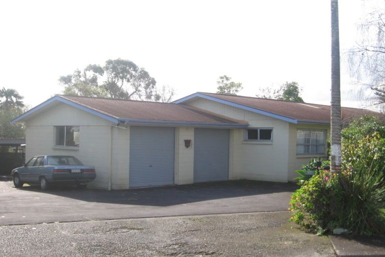 Photo of property in 12 April Place, Red Hill, Papakura, 2110