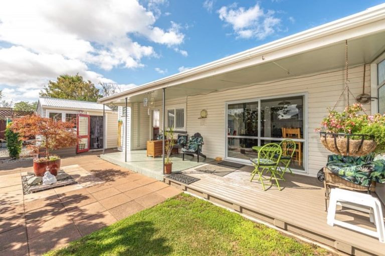Photo of property in 102 Gonville Avenue, Gonville, Whanganui, 4501